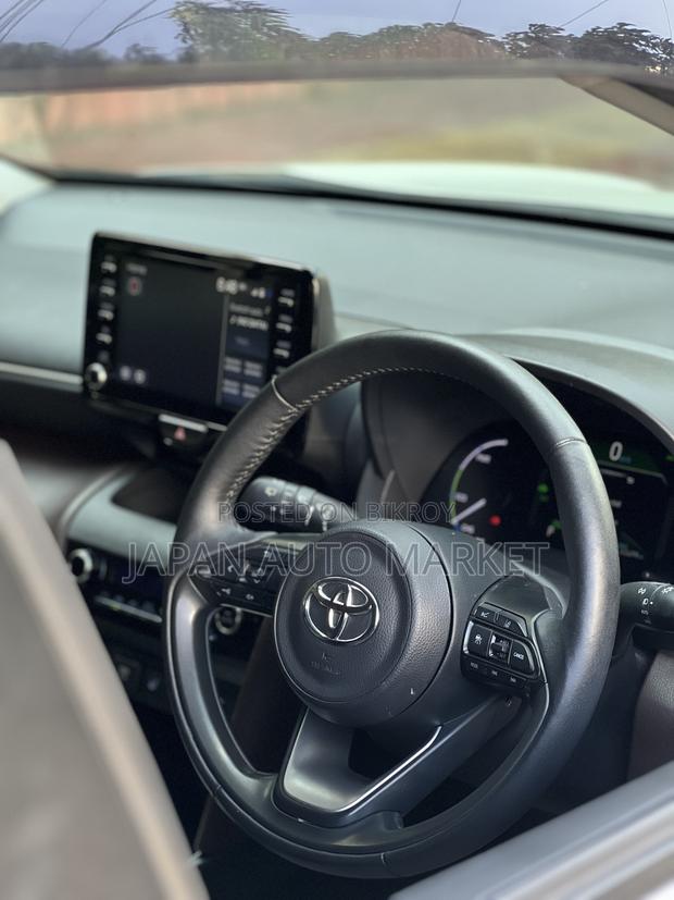 Toyota Yaris Cross 1.5 Hybrid FWD 2021 Pearl