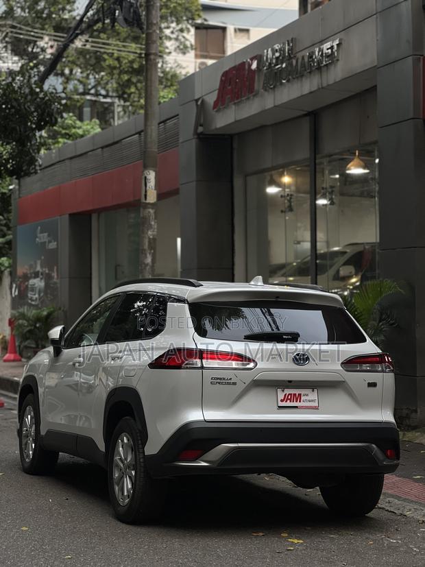 Toyota Corolla Cross 1.8 Hybrid FWD 2021 Pearl