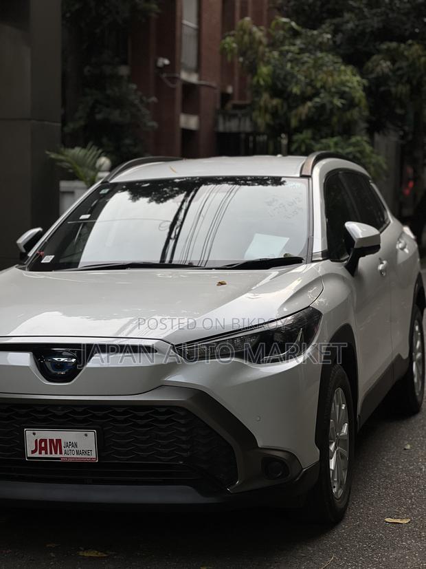 Toyota Corolla Cross 1.8 Hybrid FWD 2021 Pearl