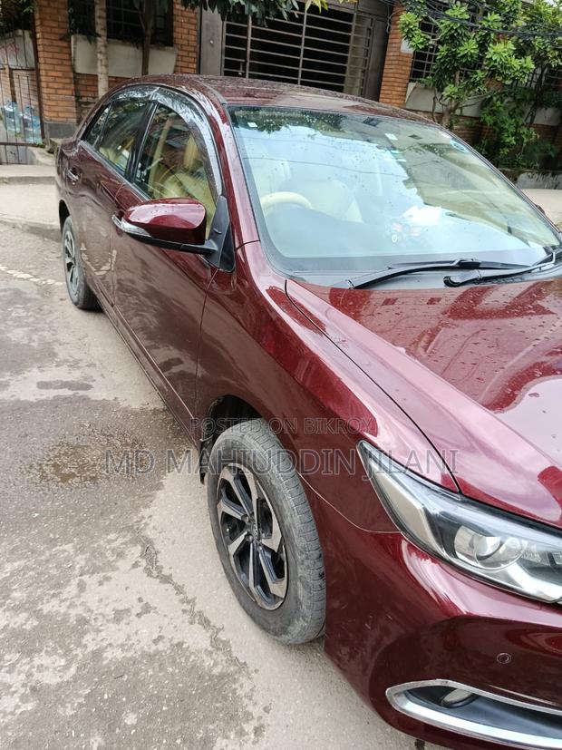 Toyota Premio 2017 Maroon