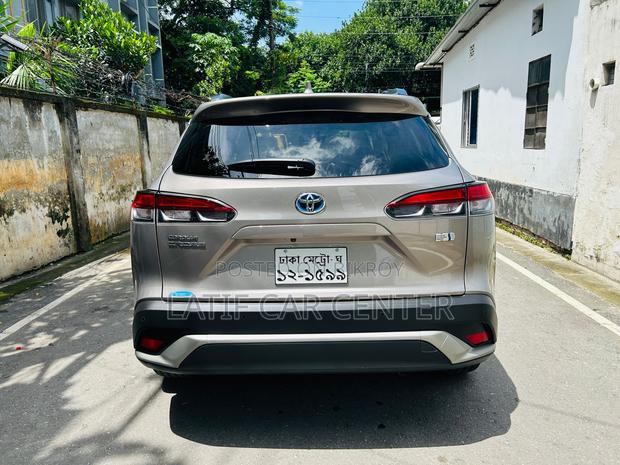 Toyota Corolla Cross 2022 Brown
