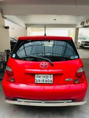 Toyota IST 2004 Red for sale