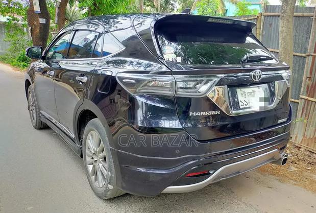Toyota Harrier 2.0 2014 Blue