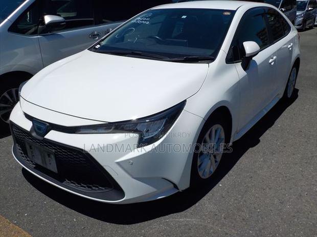 Toyota Corolla 2021 White