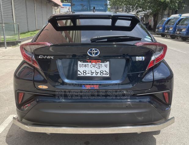 Toyota C-HR 2019 Blue