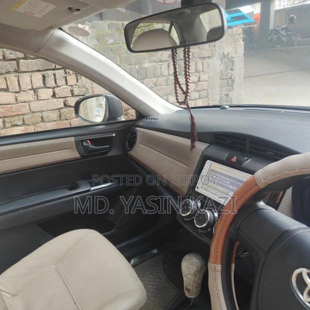 Toyota Axio 2013 Red