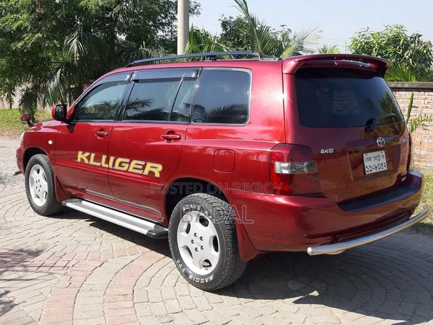 Toyota Kluger 2004 Red