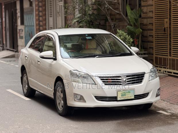 Toyota Premio 2015 Pearl