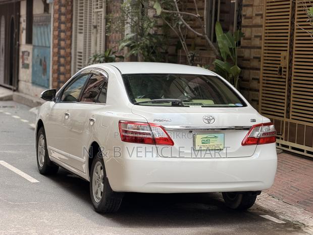Toyota Premio 2015 Pearl