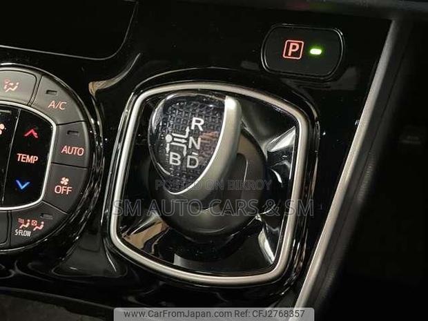 Toyota Esquire 2020 Black