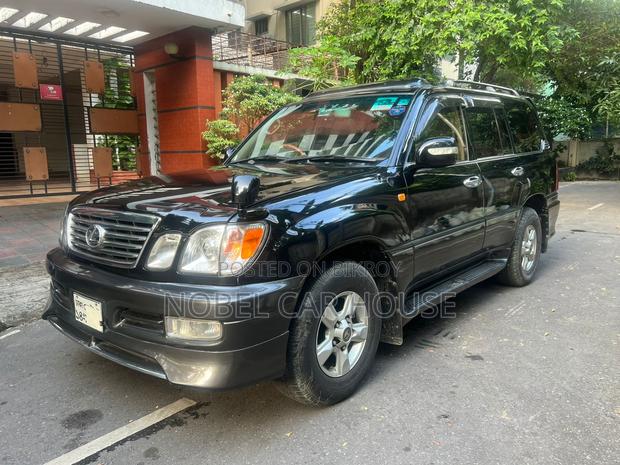 New Toyota Land Cruiser Cygnus 4.7 2000 Black
