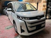 Toyota Noah 2023 Pearl for sale