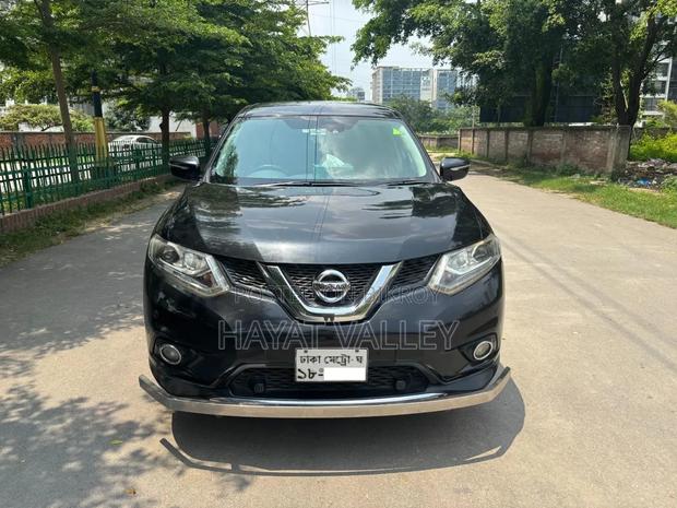 Nissan X-Trail 2015 Black