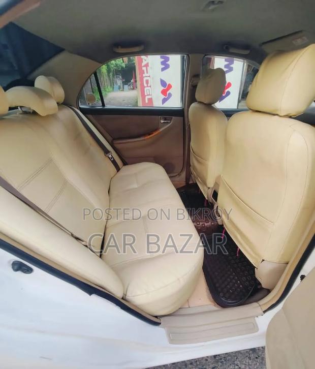 Toyota Corolla Sedan 2004 White