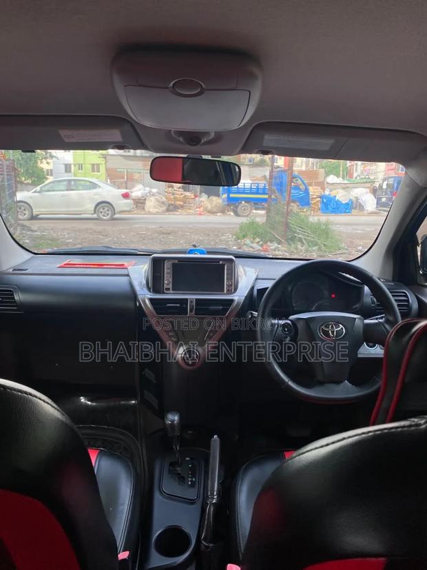 Toyota iQ 2009 Blue
