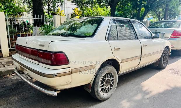 Toyota Corolla 1991 Pearl