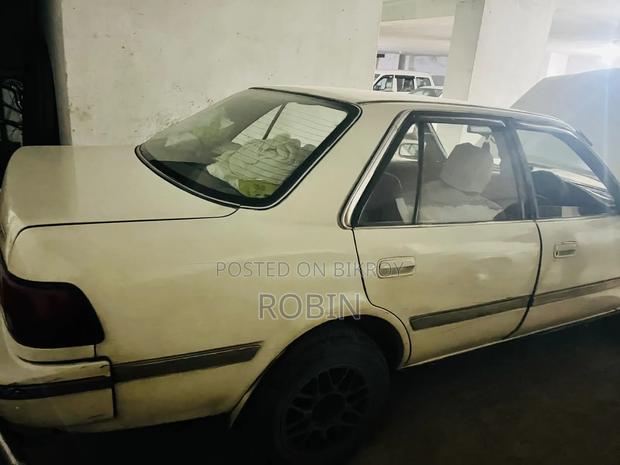 Toyota Corolla 1991 Pearl