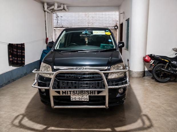 Toyota Noah 2004 Black