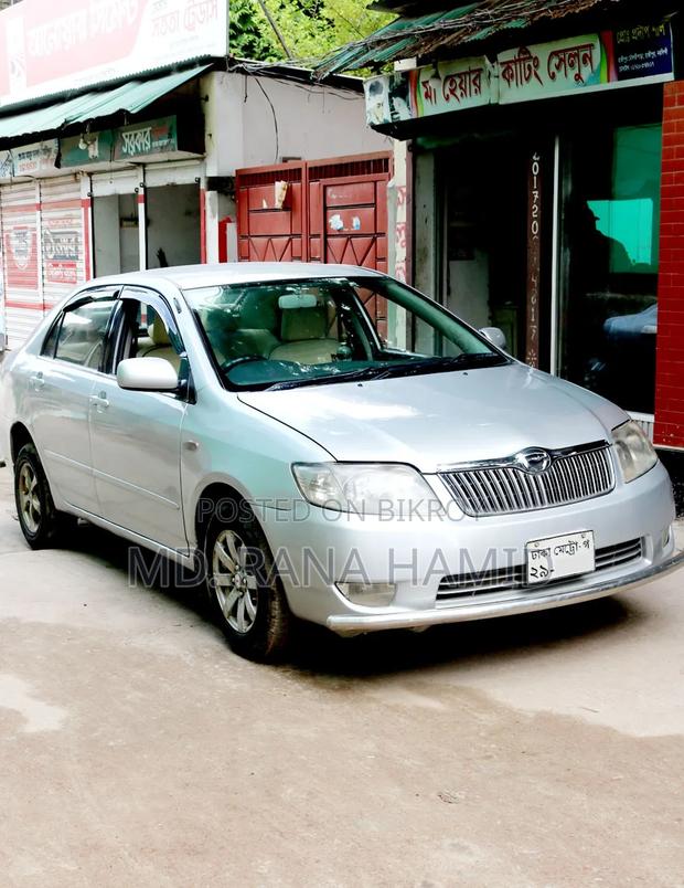 Toyota Corolla 2004 Silver