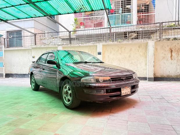 Toyota Carina 1.5 FWD Sedan 1998 Maroon