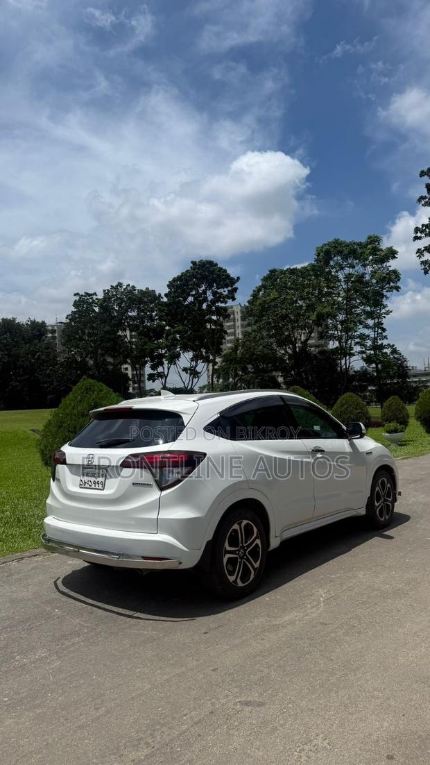 Honda Vezel 2014 Pearl