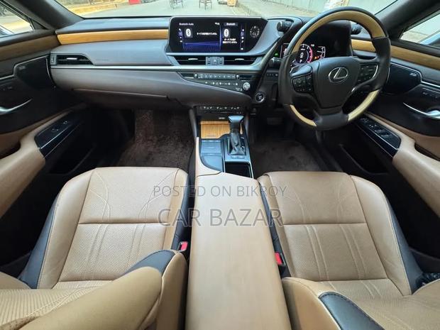 Lexus ES 300H Luxury FWD 2019 Gray