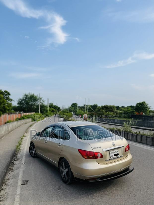 Nissan Bluebird Sylphy 2006 Gold