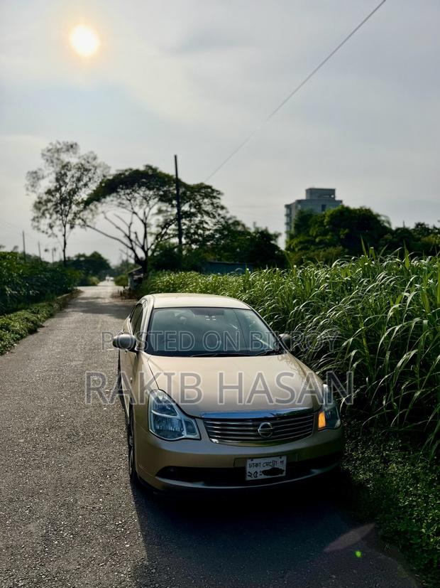 Nissan Bluebird Sylphy 2006 Gold
