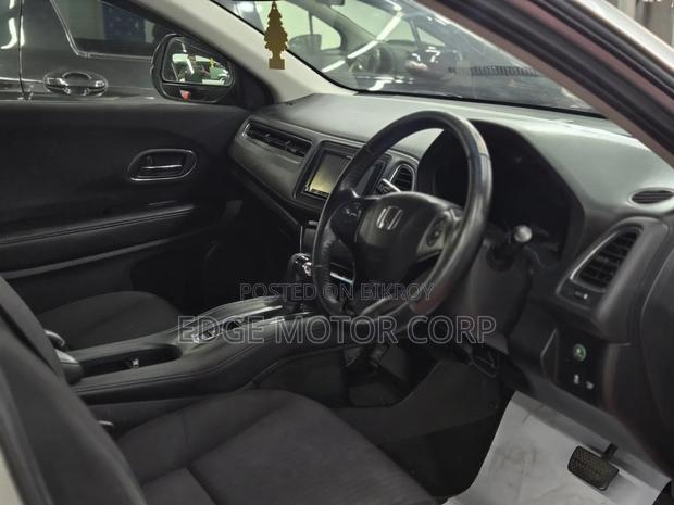 Honda Vezel 2014 Silver