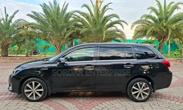 Toyota Axio 1.5 Hybrid G 2WD 2013 Black