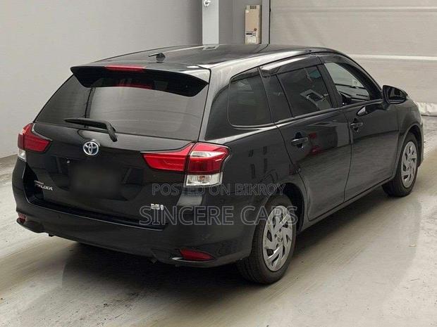 Toyota Corolla Fielder 2021 Black