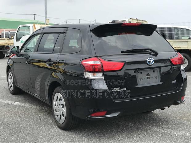 Toyota Corolla Fielder 2021 Black