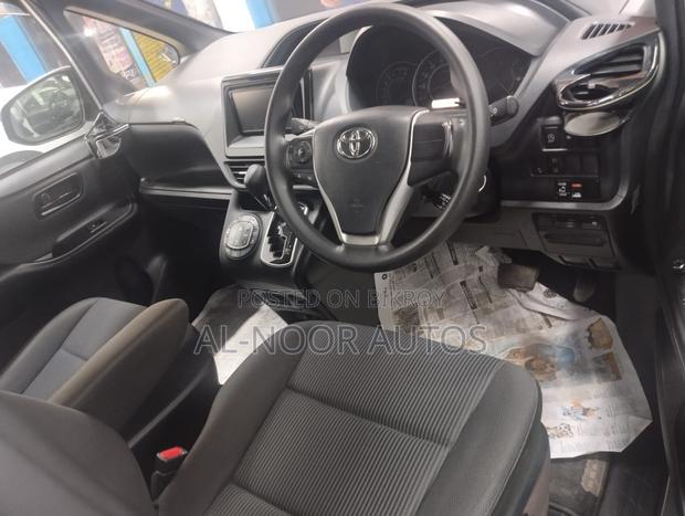 Toyota Noah 2.0 FWD (8 Seater) 2020 Silver