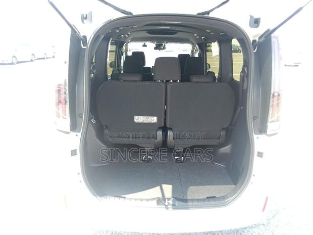 Toyota Noah 2021 Pearl
