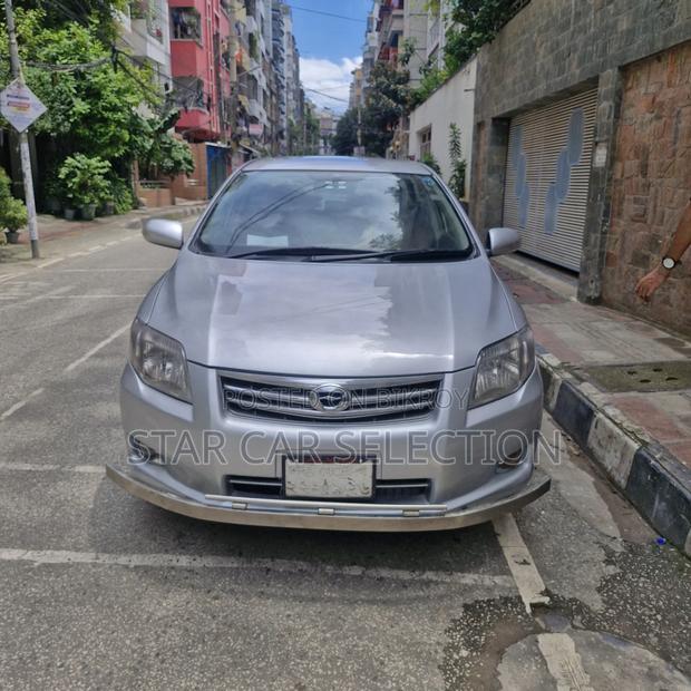 Toyota Axio 2011 Silver