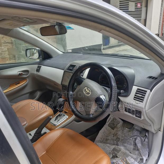 Toyota Axio 2011 Silver