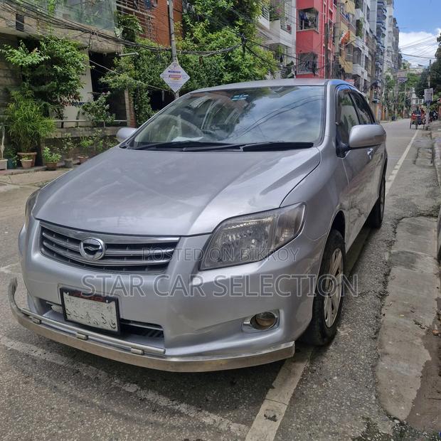 Toyota Axio 2011 Silver