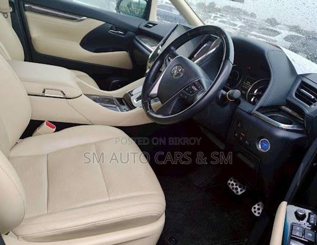 Toyota Alphard 2.5 Hybrid AWD 2021 Black