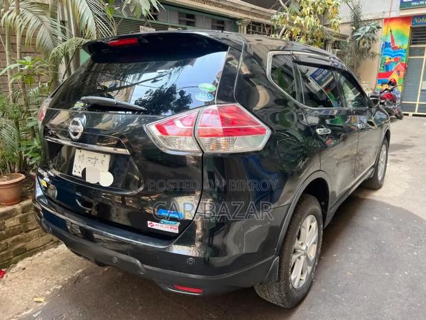 Nissan X-Trail 2.0 Petrol FWD 2013 Black