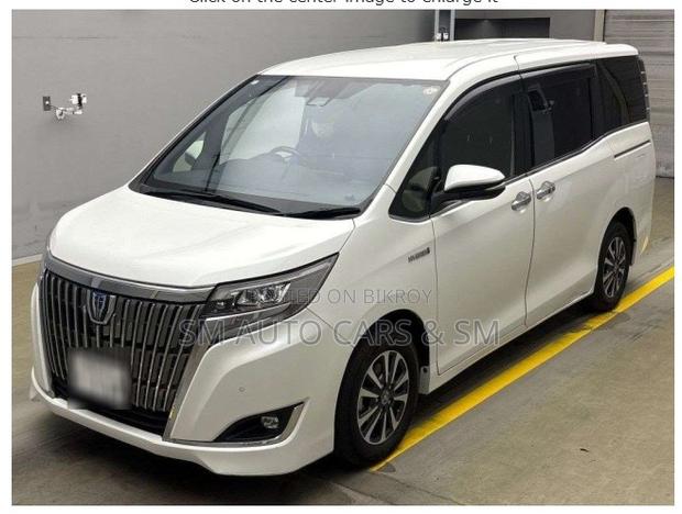 Toyota Esquire 1.8 FWD Hybrid (7 seater) 2020 Pearl