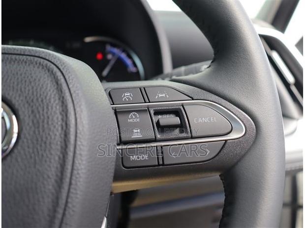 Toyota Noah 2022 Pearl