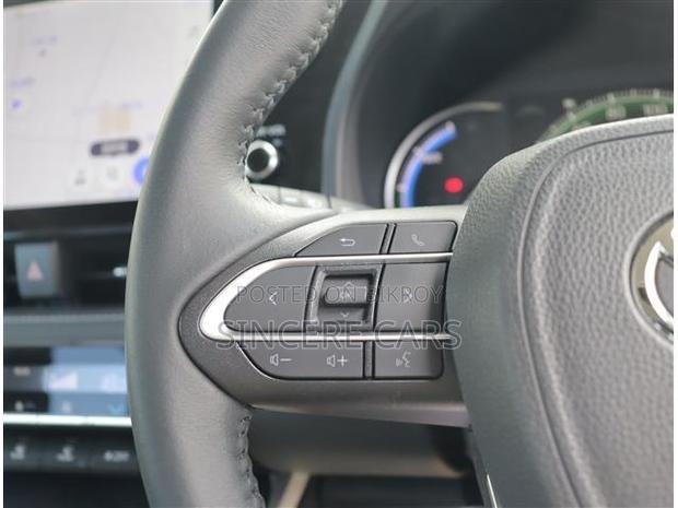 Toyota Noah 2022 Pearl