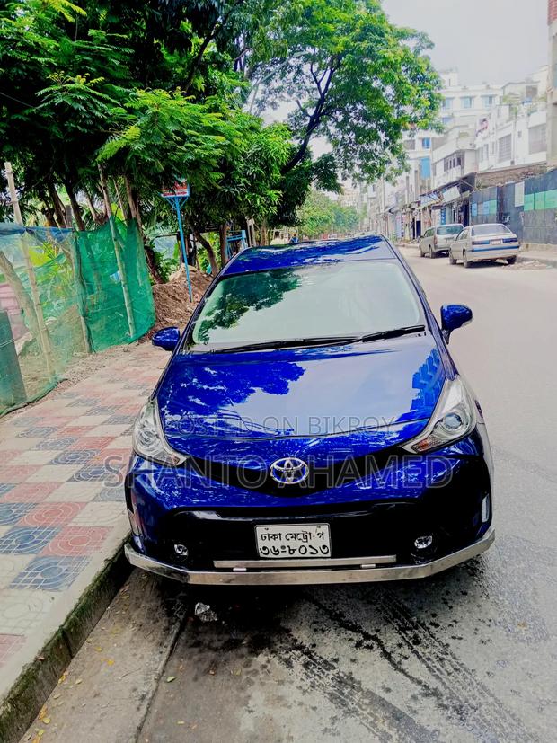 Toyota Prius 2014 Blue