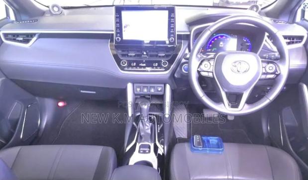 Toyota Corolla Cross 2022 Pearl