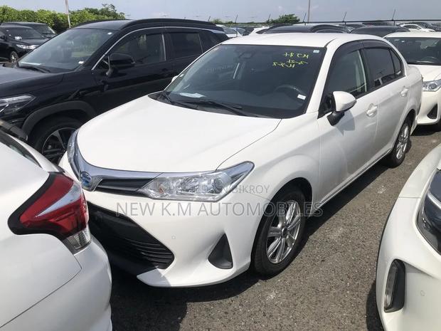Toyota Axio 2021 White