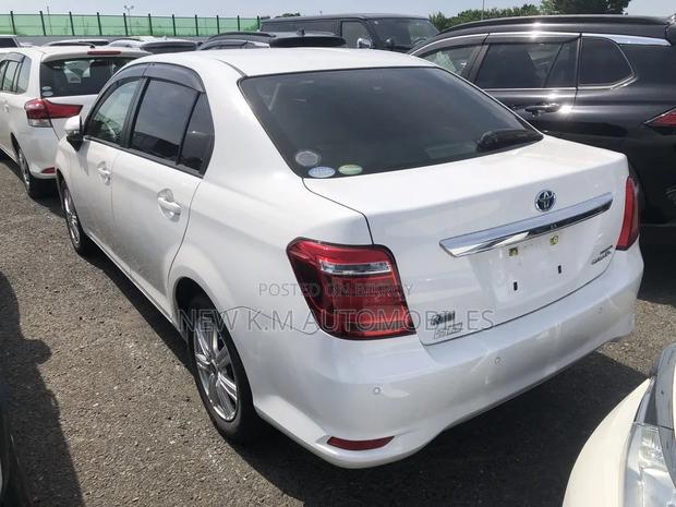 Toyota Axio 2021 White