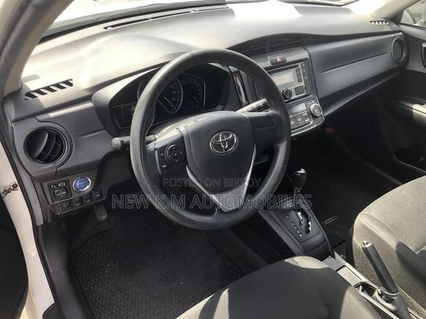 Toyota Axio 2021 White