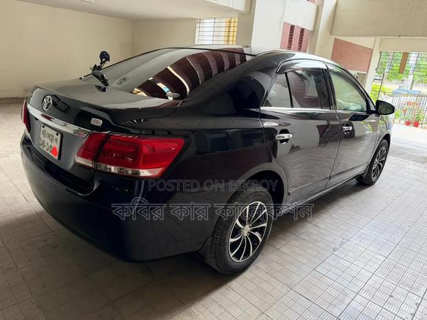 Toyota Premio 2016 Black