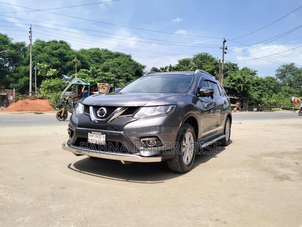 Nissan X-Trail 2016 Gray
