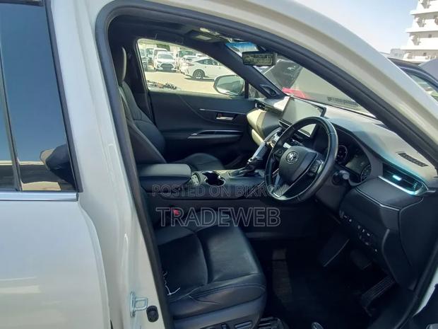 Toyota Harrier 2021 Pearl